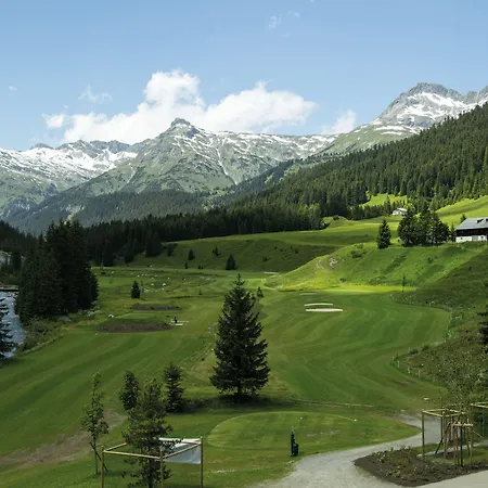 Gotthard Hotel 4*
